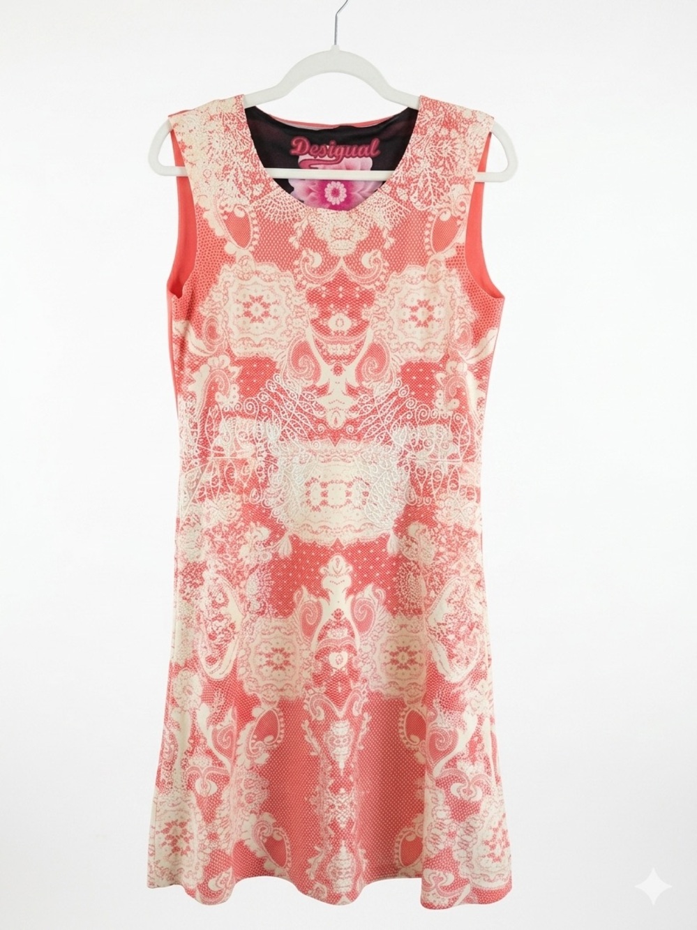 SZ L DESIGUAL Y2k coral and white PRINTED color blocked Aline raw hem dress